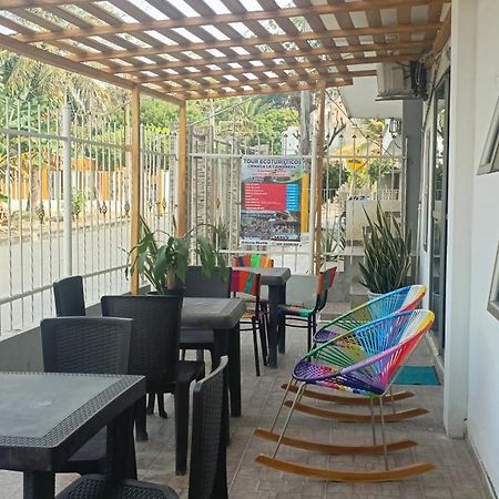 Apartahotel Eden Covenas Bagian luar foto